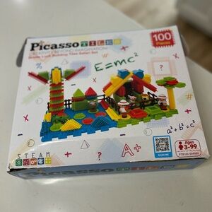 Picasso Tiles Bristle Lock Building Tiles Safari Set (100 Pieces)